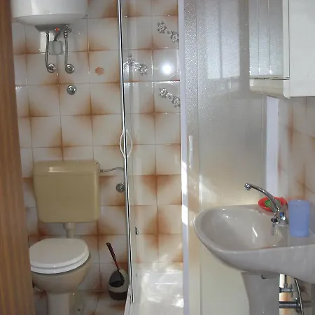 Gostinjska kuća Burmy