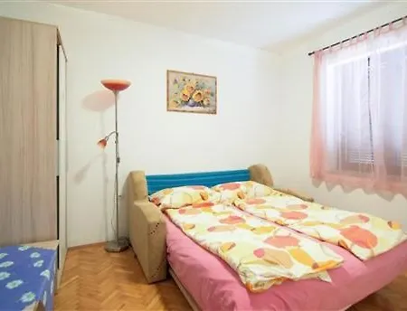 Burmy 3* Pula